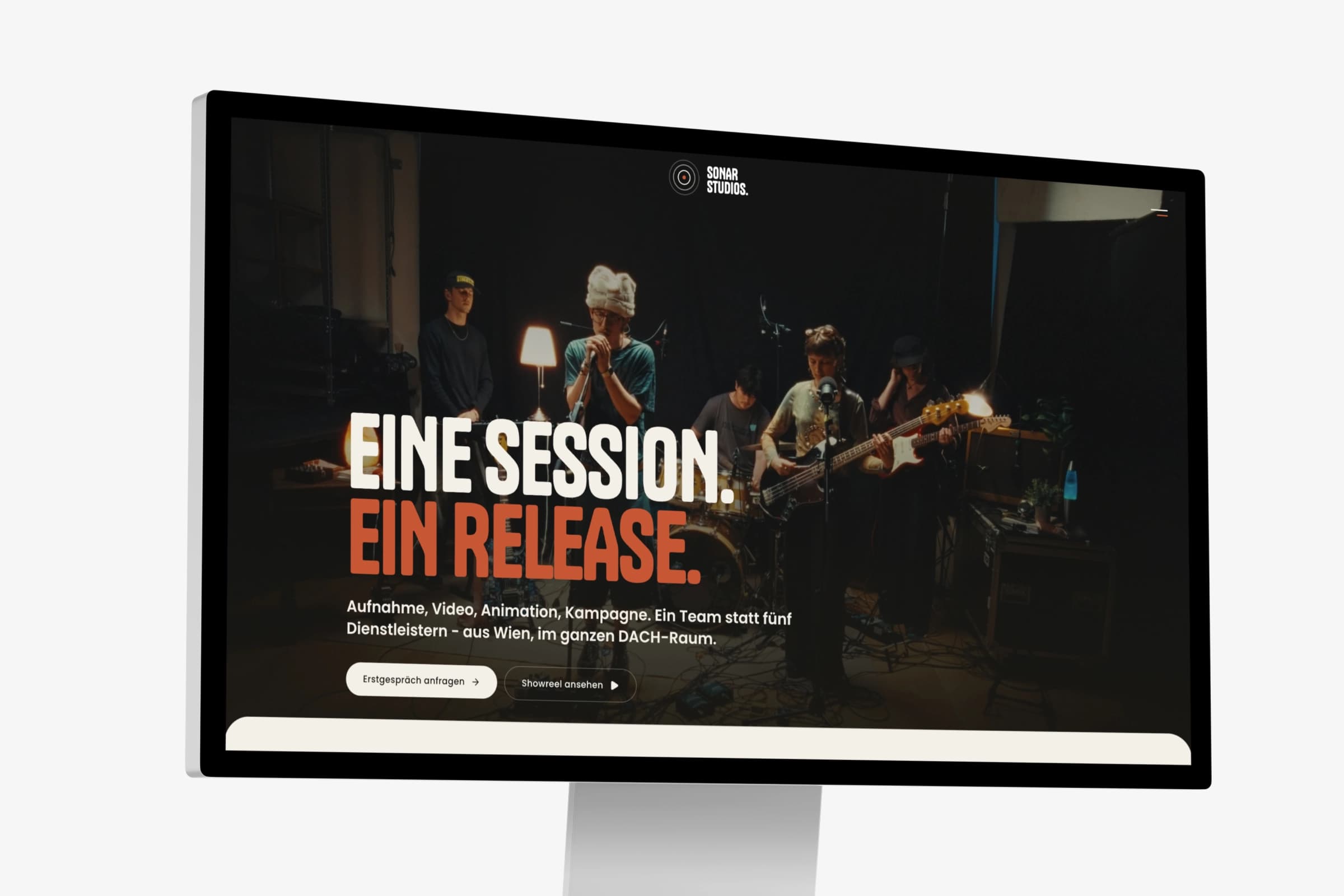 Sonar Studios - Startseite mit einer Session im Studio